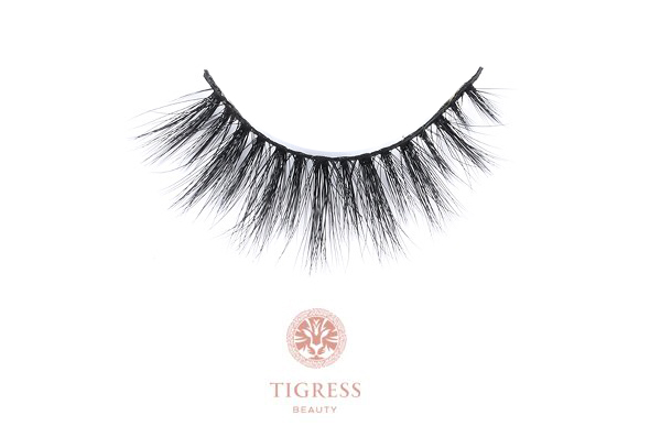 Conquer | Silk 3d Luxury Eyelashes